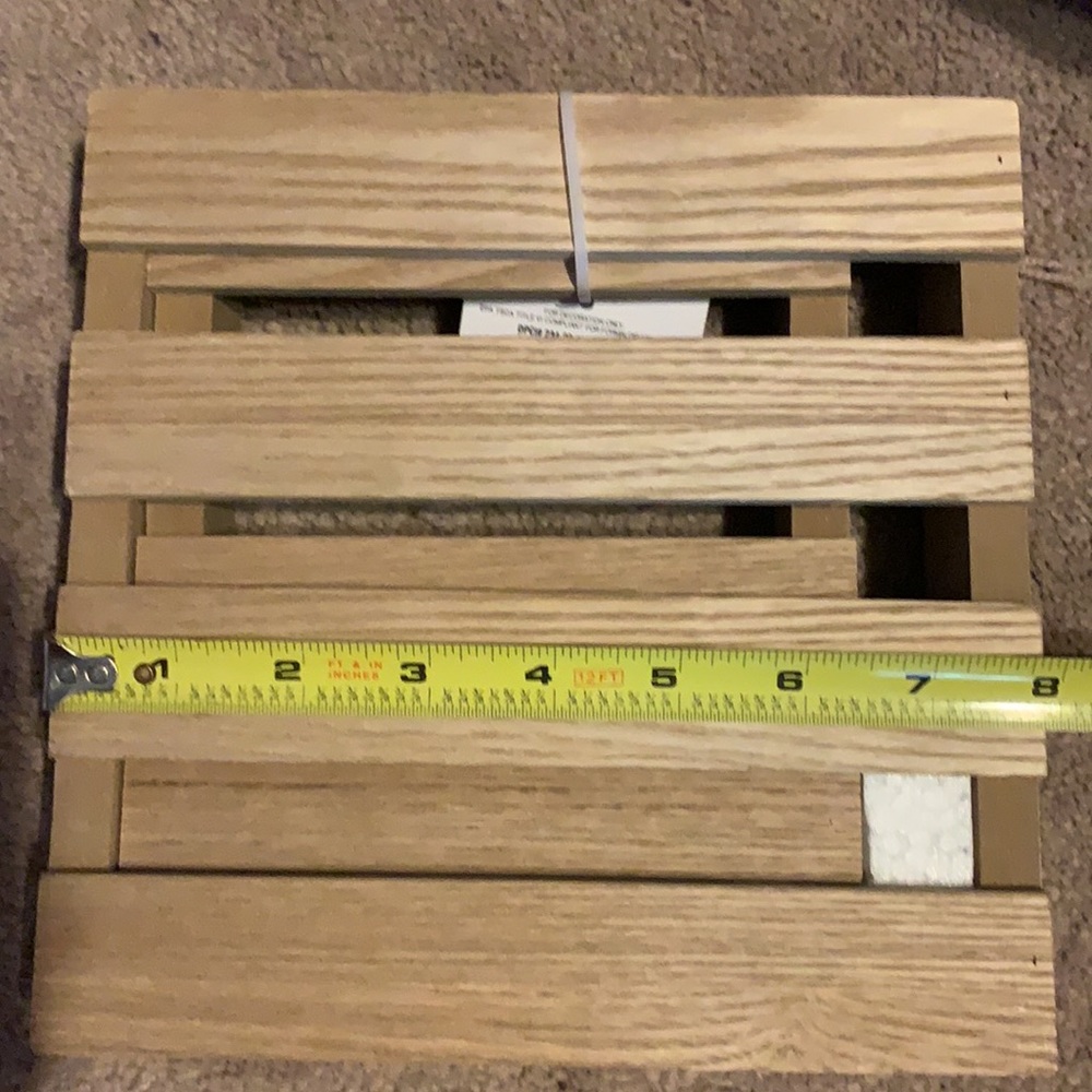 ๐ธ2 Wood Risers๐ธ - Picture 7 of 8